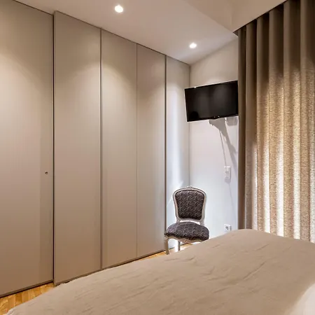 Phaedrus Living City Center Luxury Flat Neos Kosmos-3